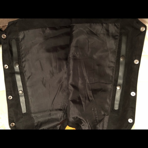 Riding jacket - Picture 2 of 3
